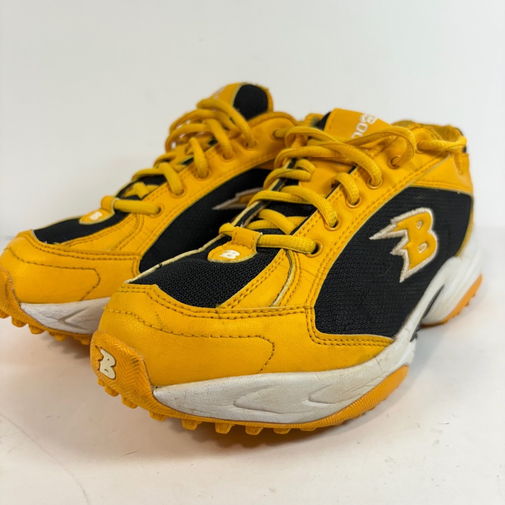 BOOMBAH Yellow Black Molded‎ Cleats Shoes Size 7.5 Baseball Softball